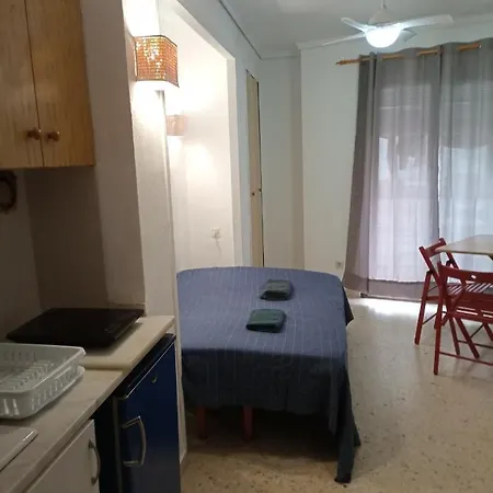 Estudio Piscina El Retiro * 德尼亚