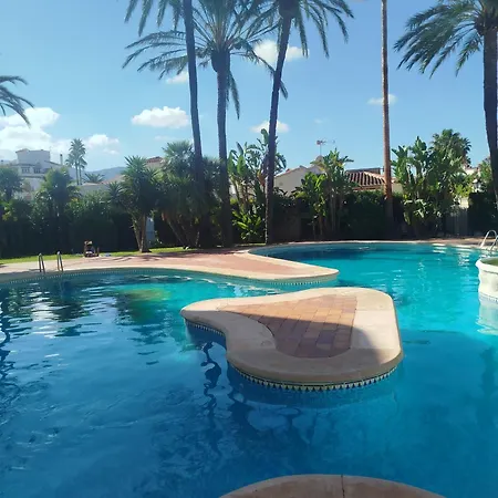 Estudio Piscina El Retiro 公寓